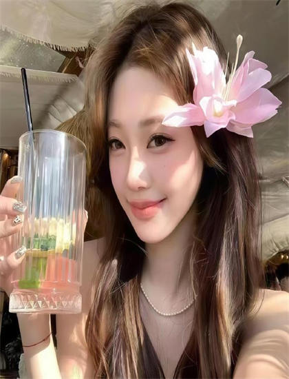 最美丽的第七天导演手法实用解析：艺术风格与技术特点分析